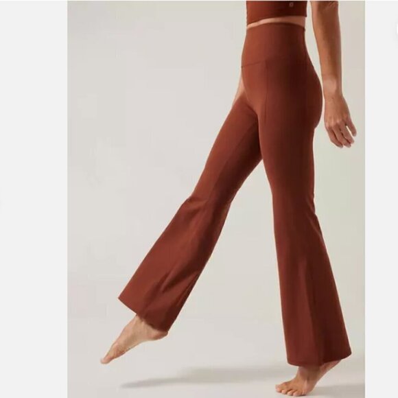 ATHLETA Salutation Stash High Rise Flare Pant 3X Mahogany Brown #465607 NWT $119 - Picture 1 of 11